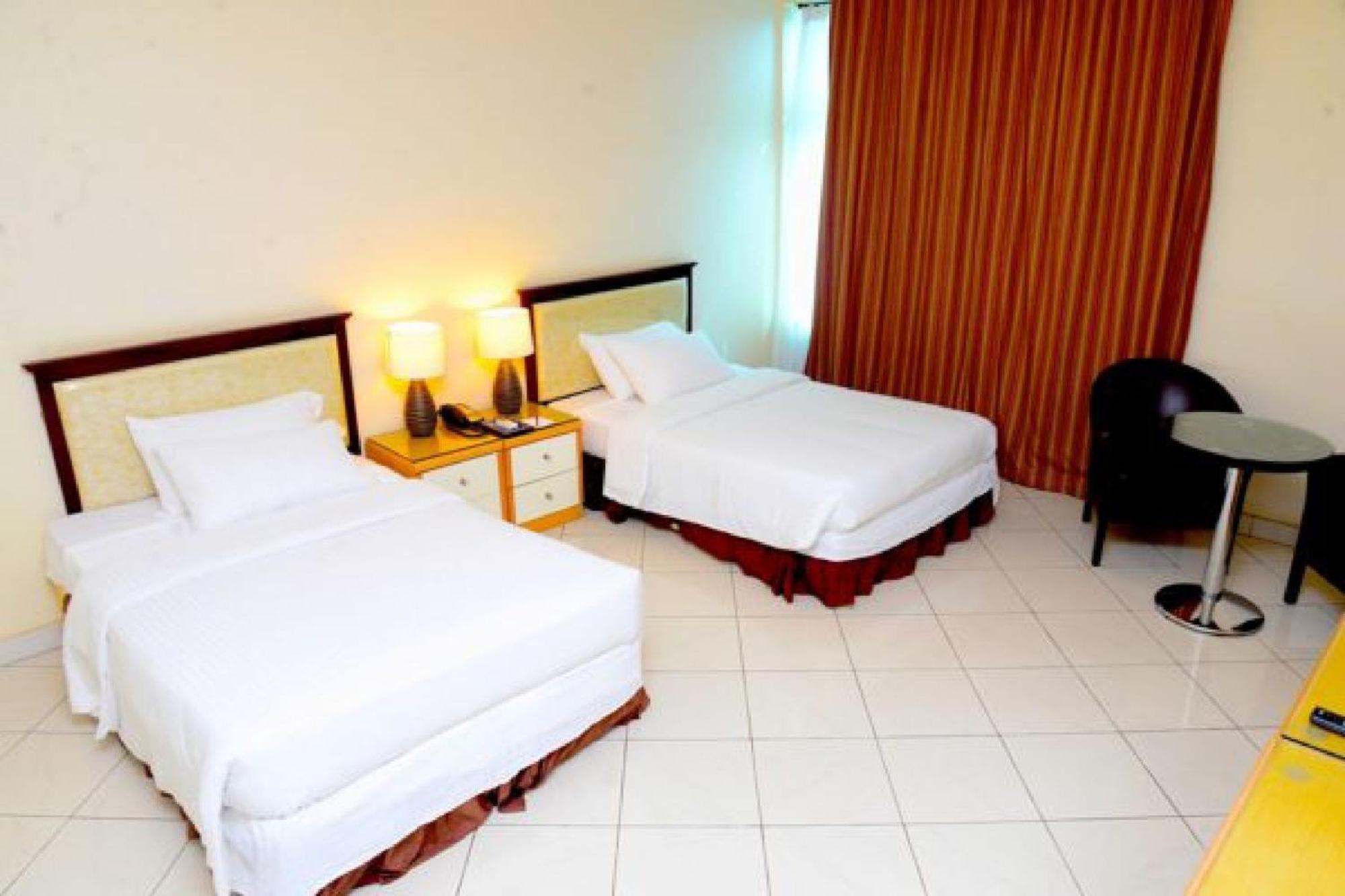 Room In Lodge - Golden Royale Hotel Enugu Extérieur photo